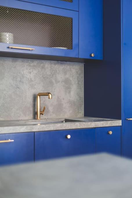 New Luxury 2 Bed Apartment *